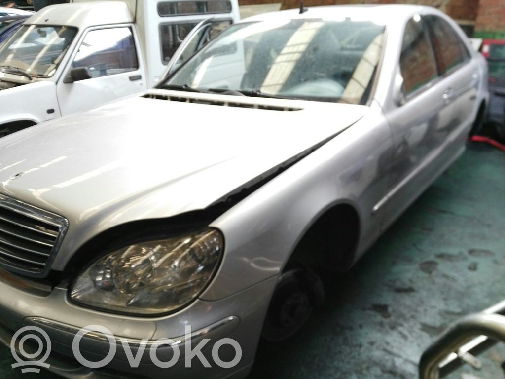 Mercedes-Benz Sprinter W901 W902 W903 W904 Parafango