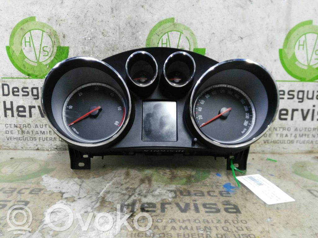 Opel Insignia A Vitezometru (grup de instrumente) 
