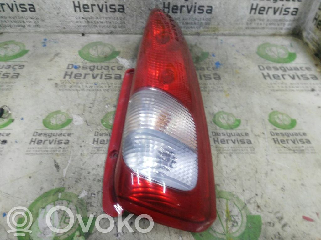 Lampa tylna