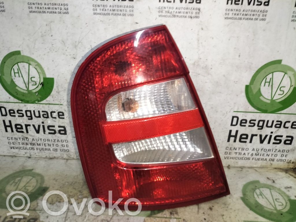 Skoda Fabia Mk1 (6Y) Lampă spate în caroserie 