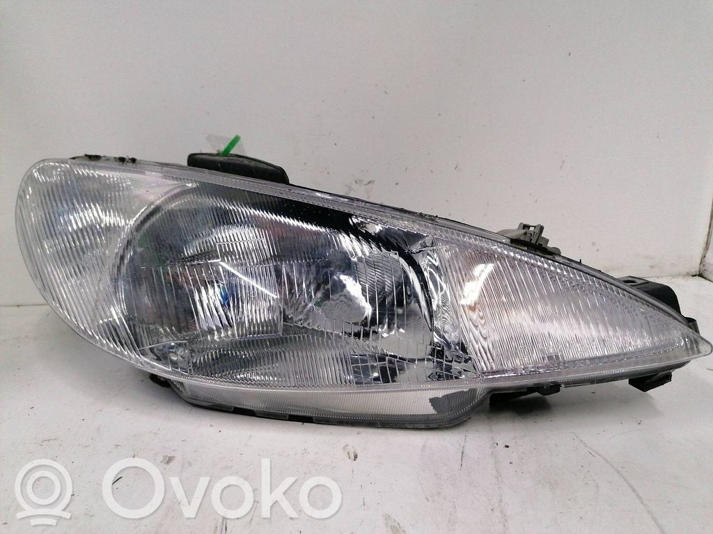 Peugeot 206 Priekinis žibintas 