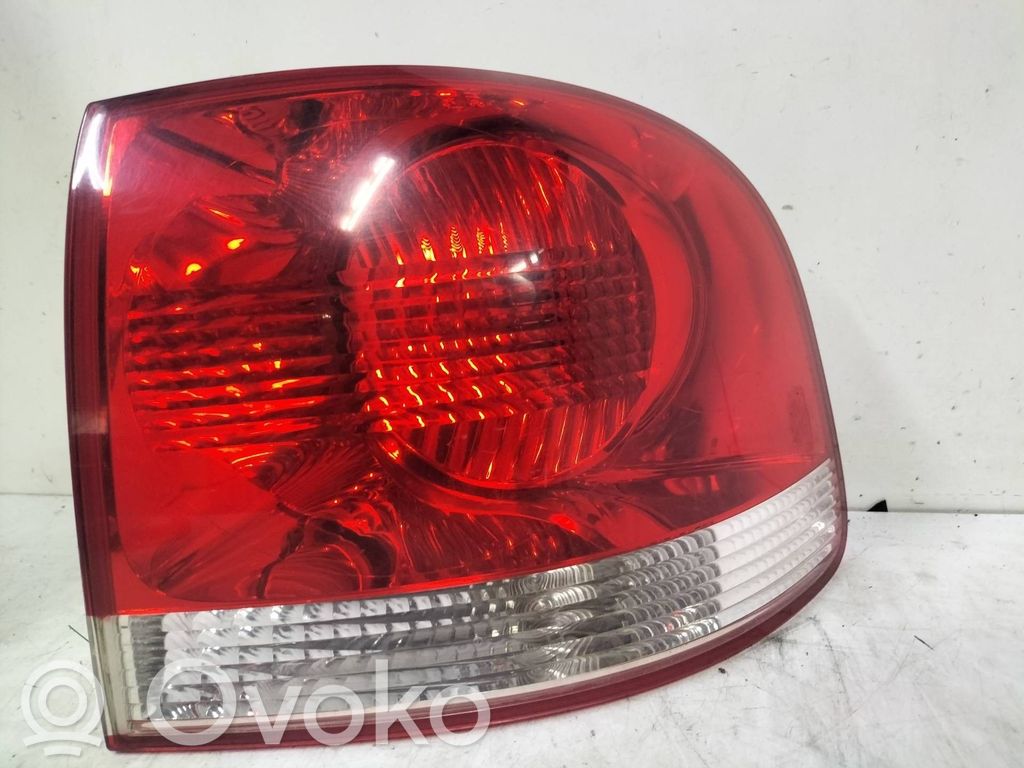 Volkswagen Touareg I Lampă spate în caroserie 