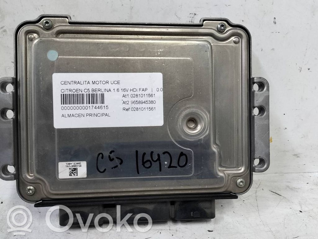 Unidad de control/módulo del motor   0281011561,0281011561,9658945380