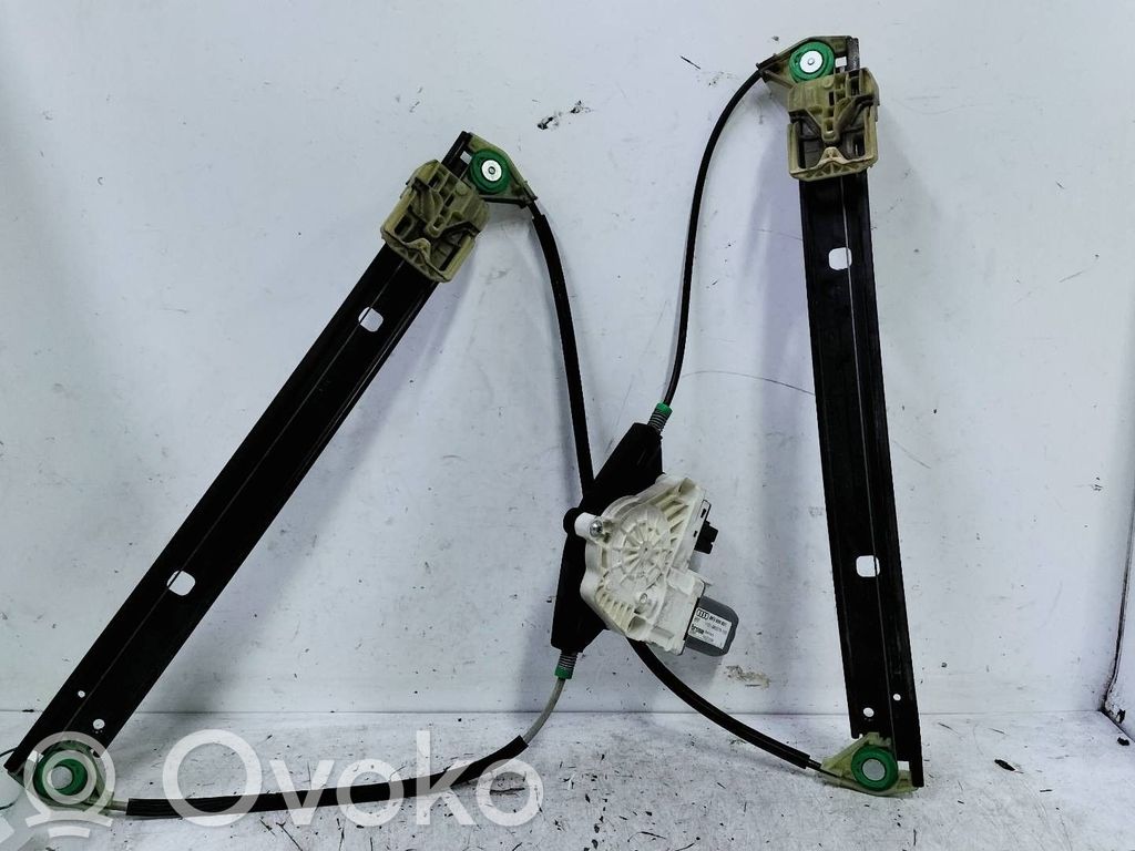 Manualny podnośnik szyby drzwi przednich   8K0837461,102197981467101,8K0959801
