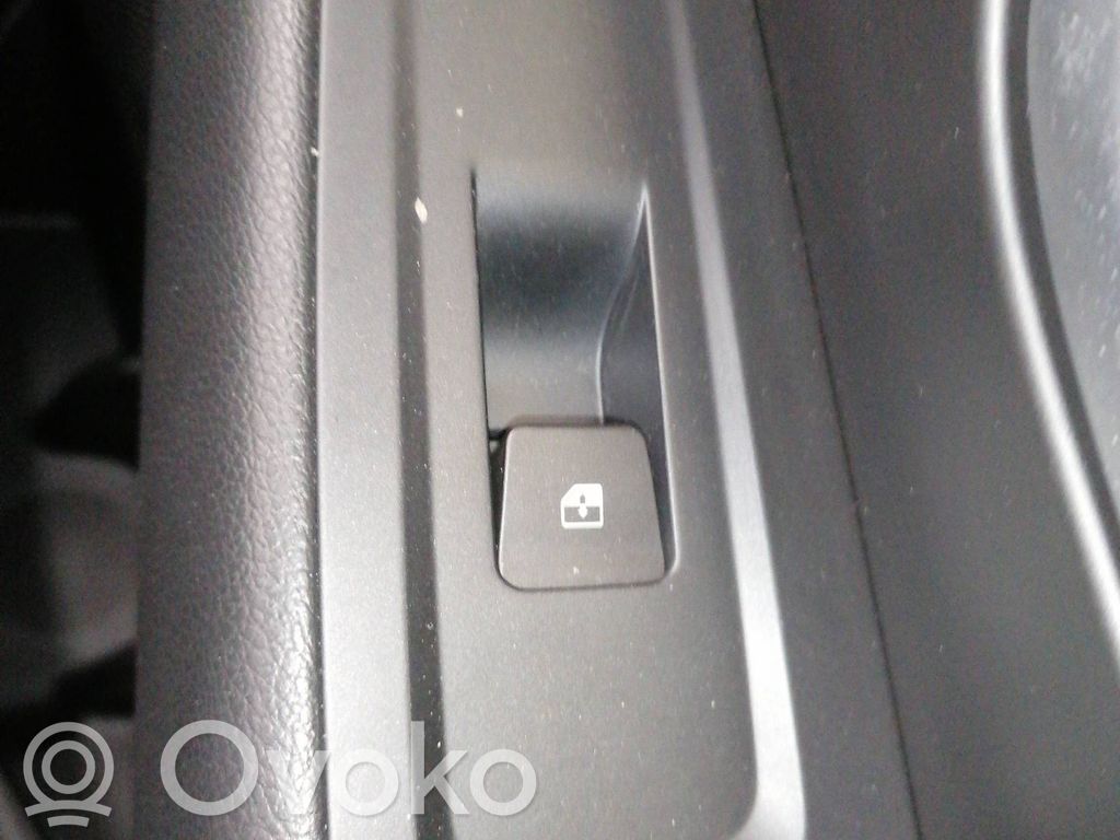 Hyundai i30 Interruttore di controllo dell’alzacristalli elettrico