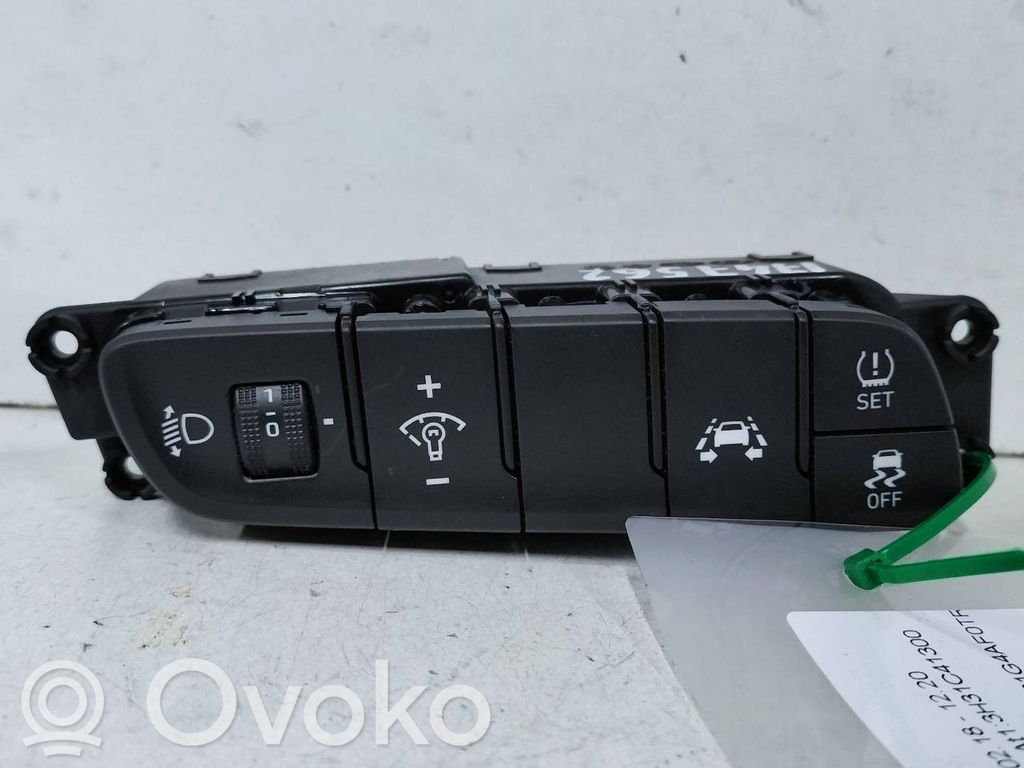 Hyundai i30 Przyciski multifunkcyjne 