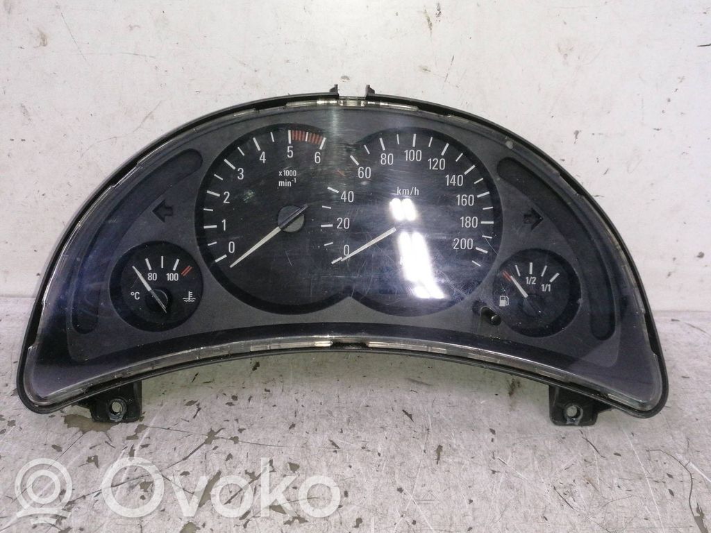 Opel Corsa B Compteur de vitesse tableau de bord