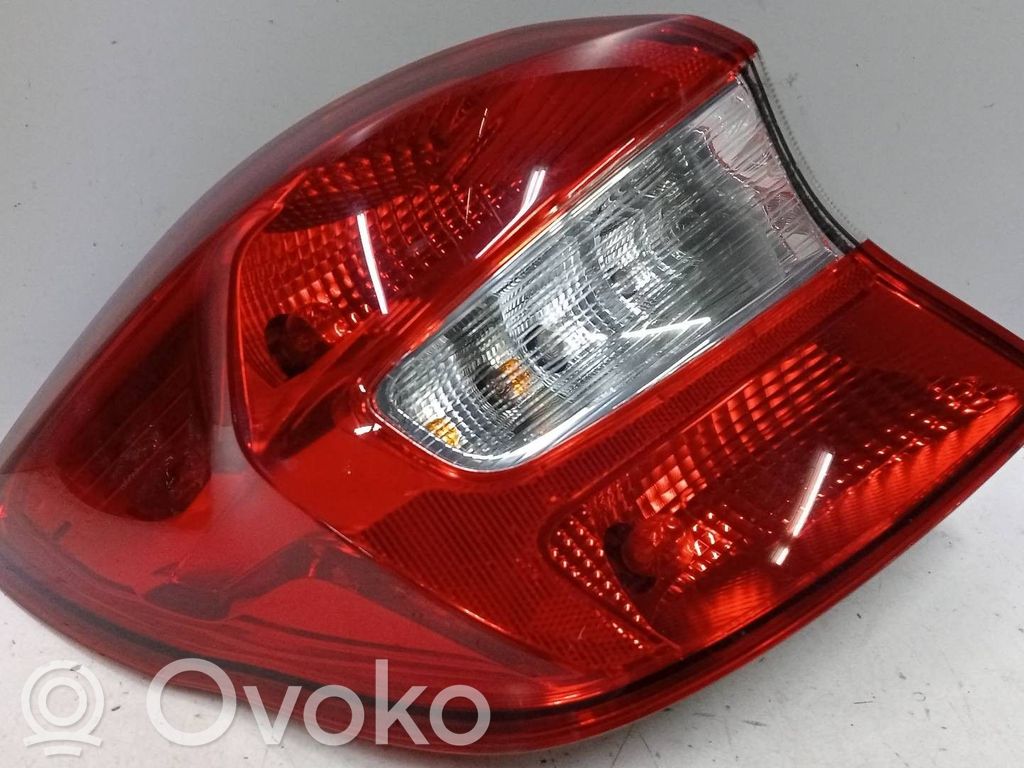 Ford Ka Galinis žibintas kėbule 