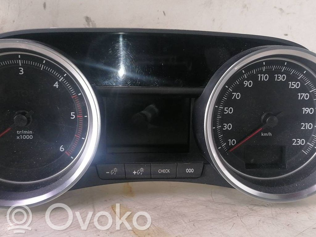 Peugeot 508 Vitezometru (grup de instrumente) 