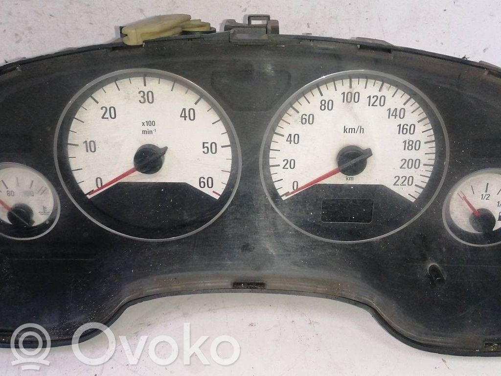 Opel Astra G Geschwindigkeitsmesser Cockpit 