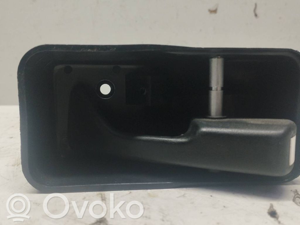 Manecilla interna puerta delantera   91ABA22600AB