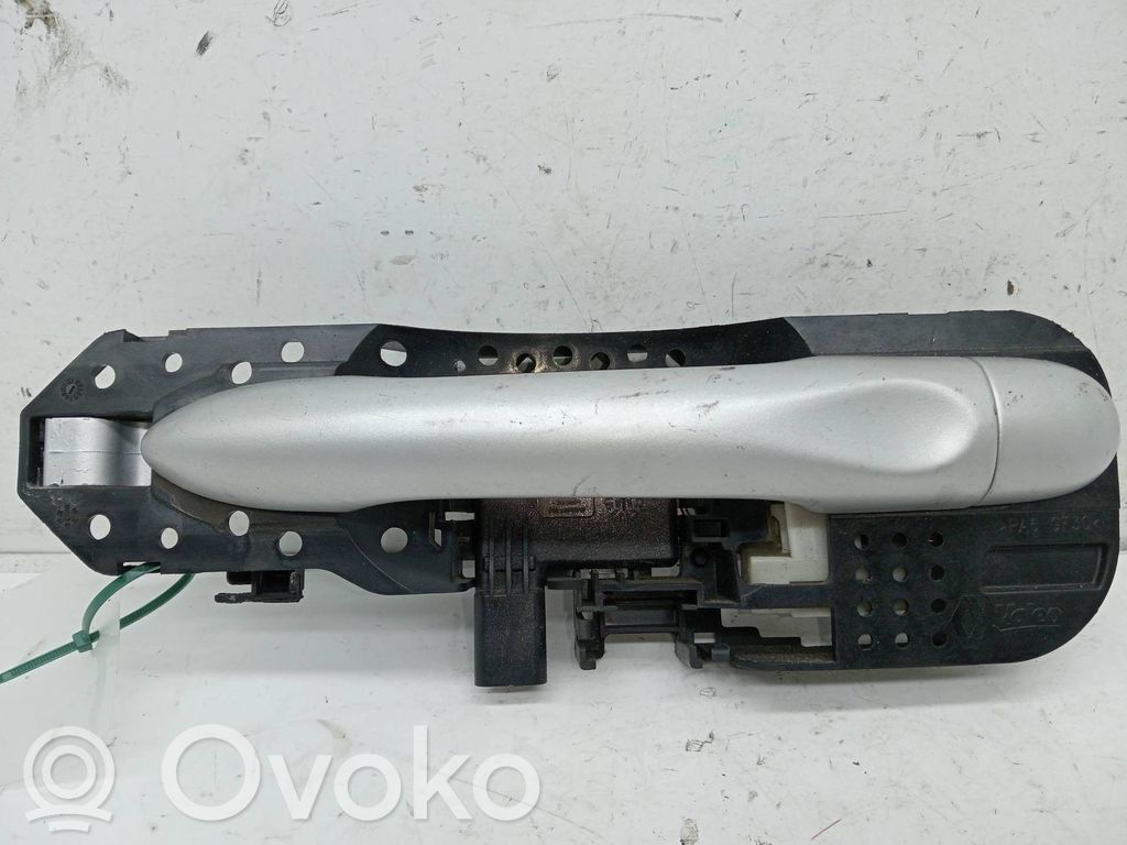 Manecilla externa puerta trasera   806070033R