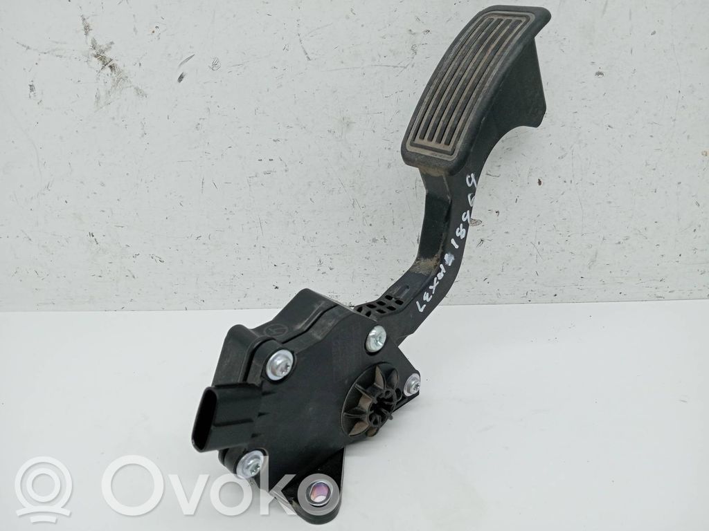 Lexus CT 200H Accelerator throttle pedal 