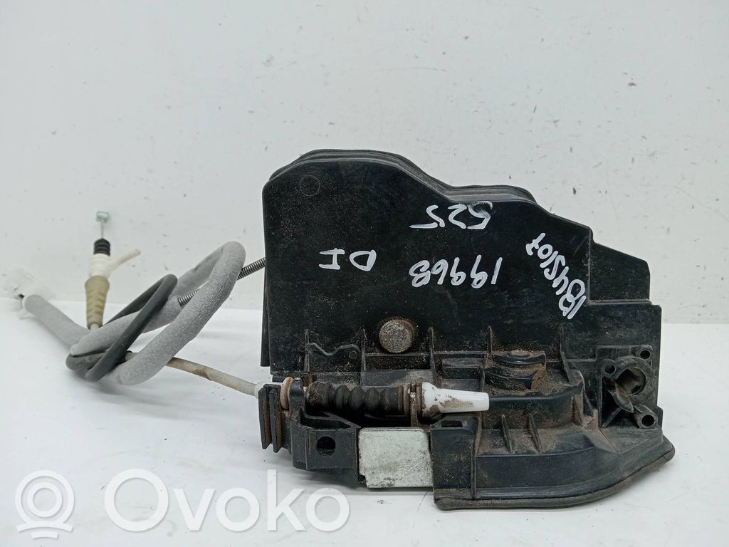 Front door lock   7229461