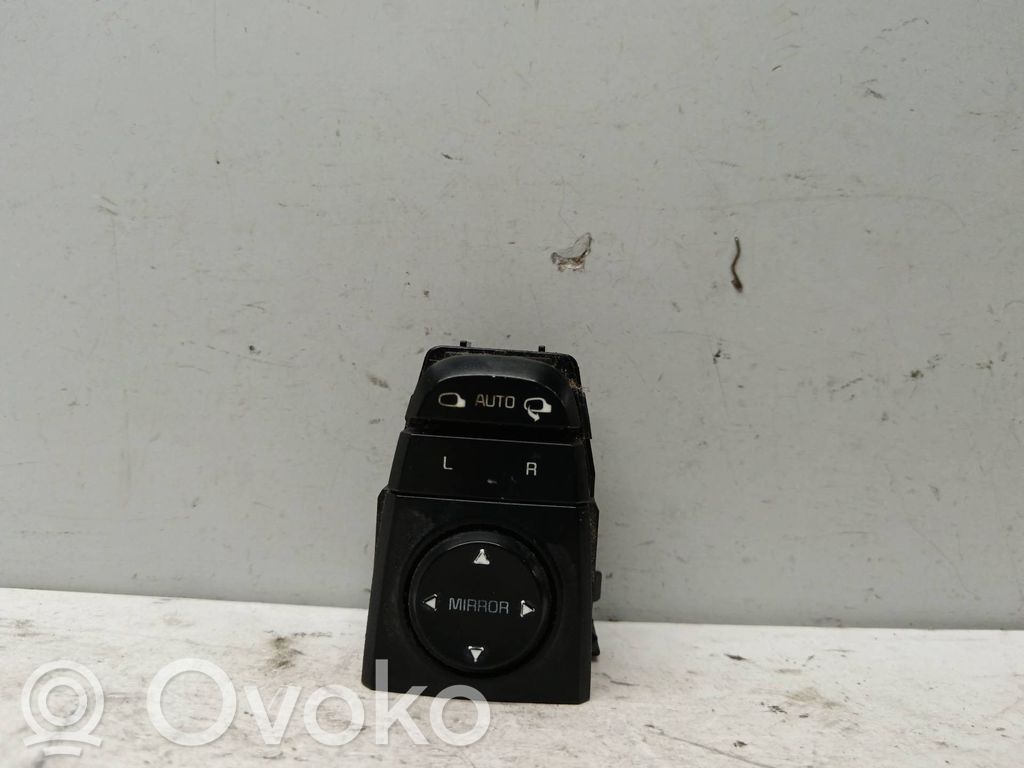 Interruptor del espejo lateral   93530D9000