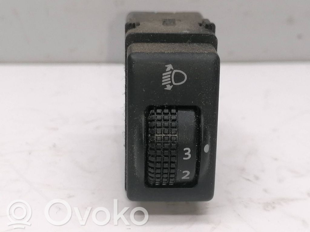 Nissan Micra Panel lighting control switch 