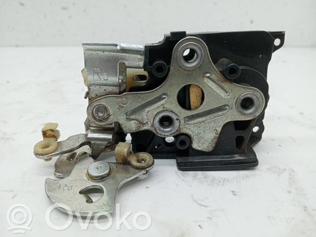 Tailgate lock latch   A046818