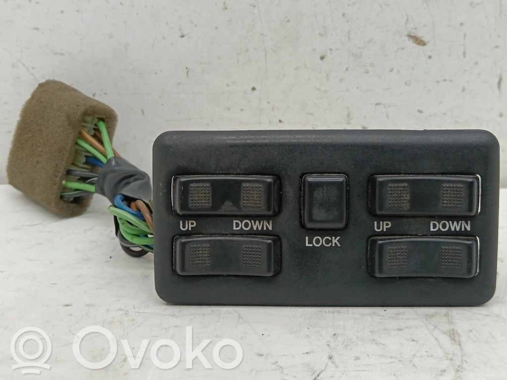 Hyundai Pony Interruptor del elevalunas eléctrico 