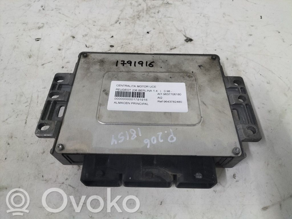Peugeot 206 Engine control unit/module 