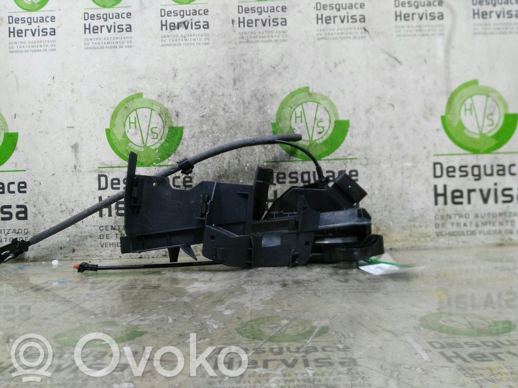 Priekšpusē slēdzene   BM5AA21812BE,921760104,BM51A219A64AH