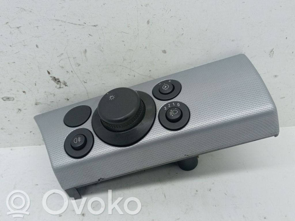 Interruptor de control del panel de luces   13198926,LK04063035