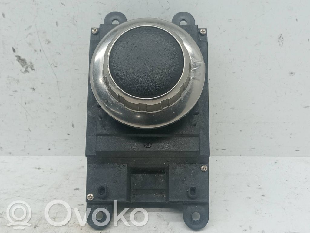 Interrupteur / bouton multifonctionnel   6963051