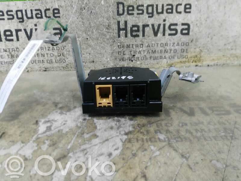 Alte unități/module de control   8P4035225