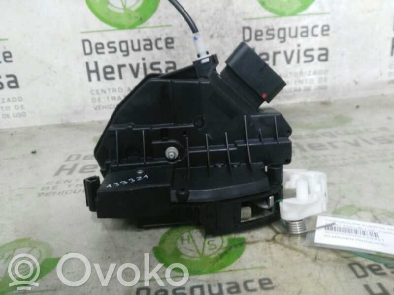 Takaoven lukko   BM5AA26412AE,921764104
