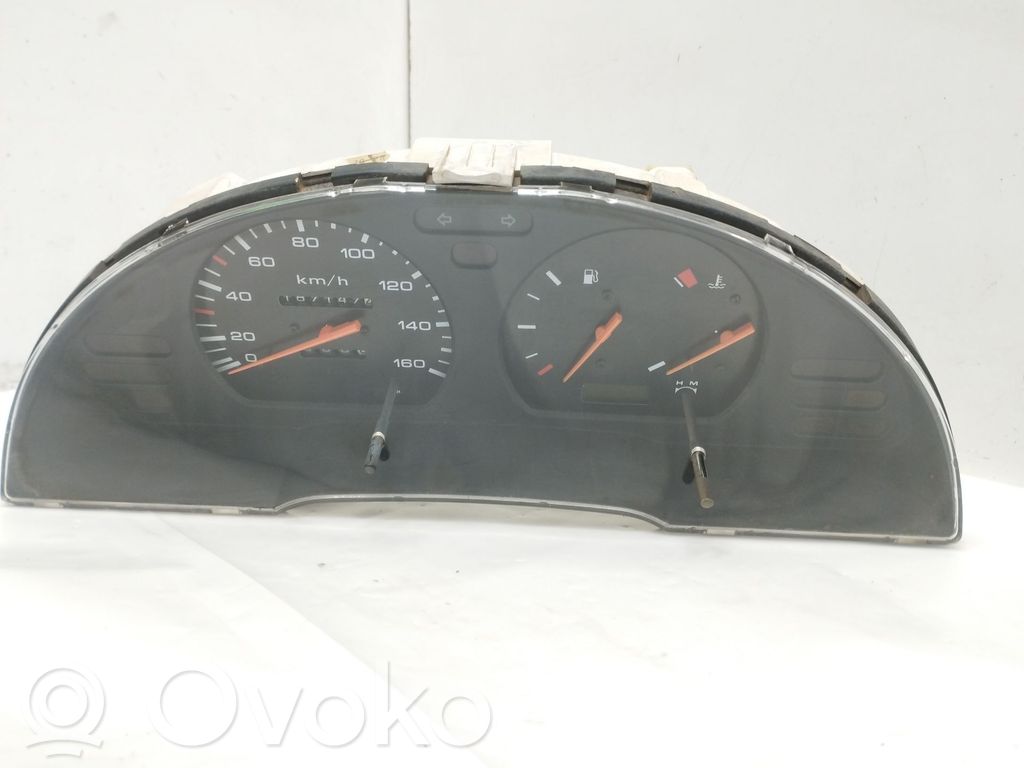 Nissan Vanette Vitezometru (grup de instrumente) 