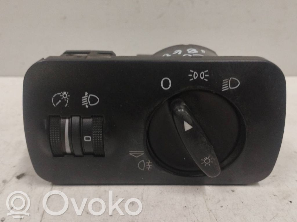 Seat Leon (1M) Interruptor de control del panel de luces 
