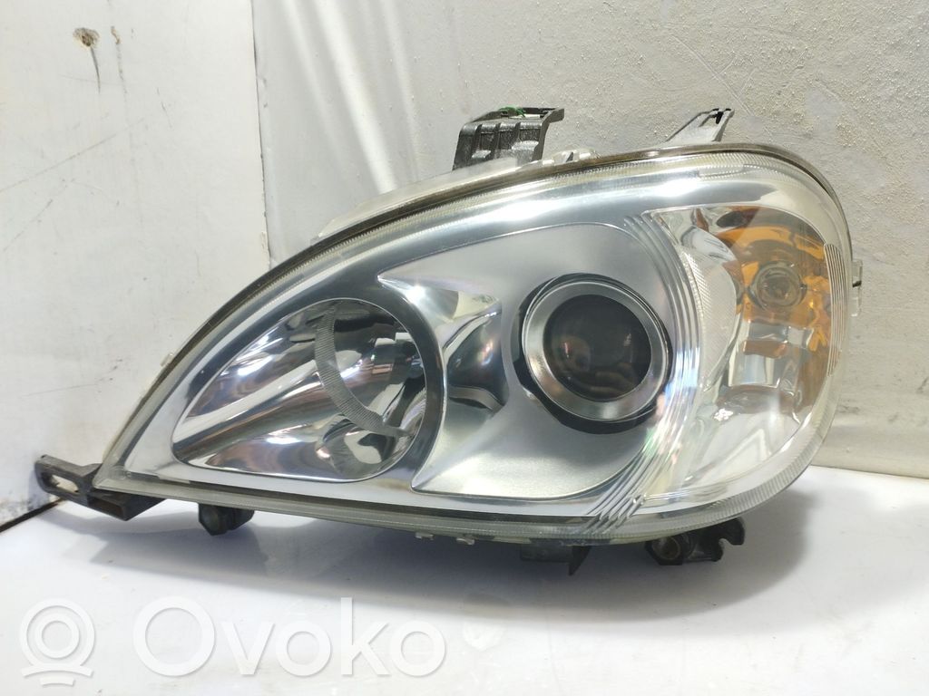 Mercedes-Benz ML W163 Phare frontale 
