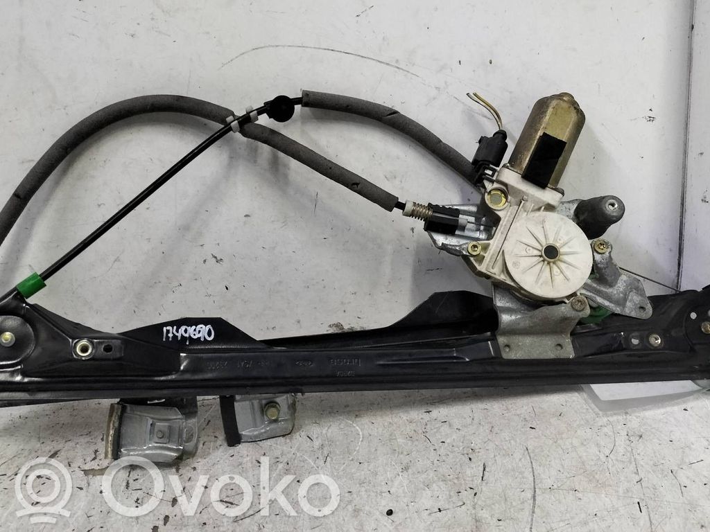 Ford Focus Alzacristalli elettrico della portiera anteriore 