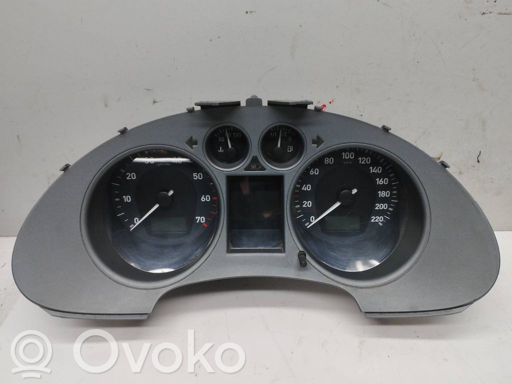 Seat Cordoba (6L) Licznik / Prędkościomierz 