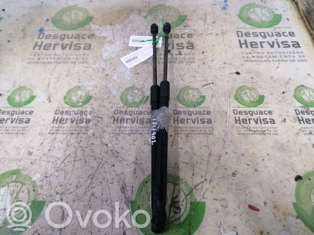 Tailgate/trunk/boot lid buffer   1K8827550D