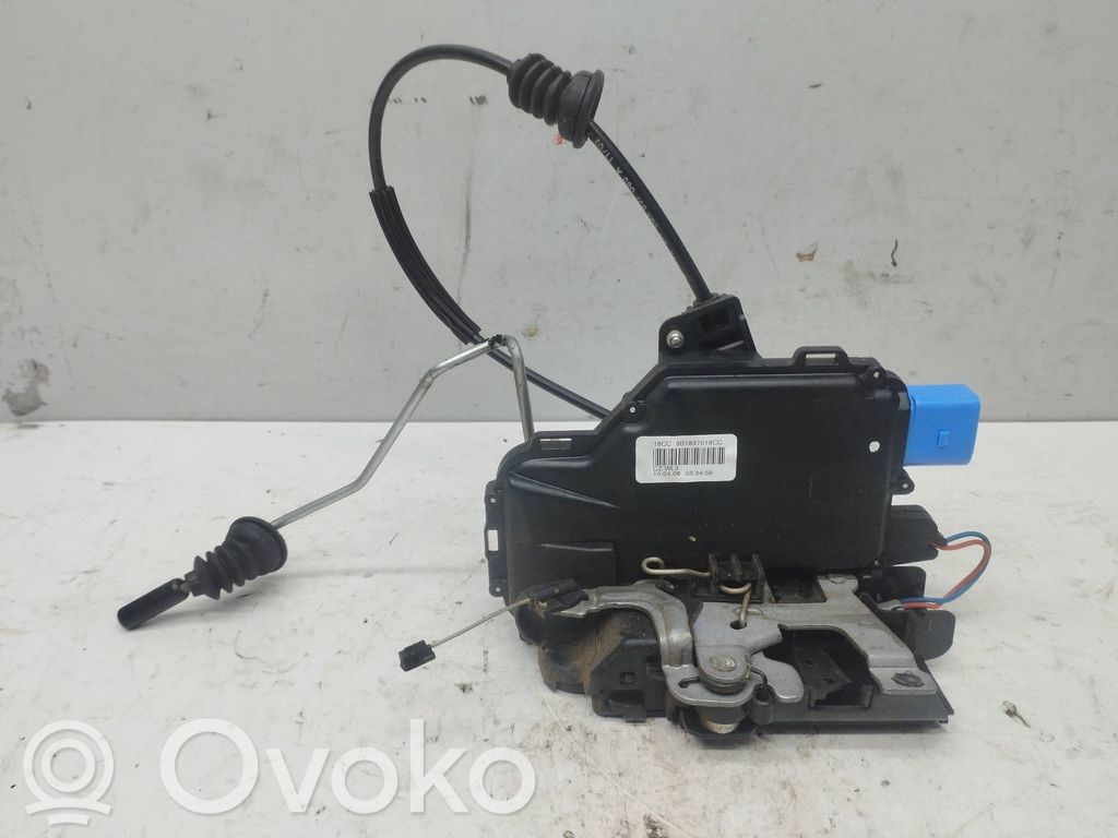 Volkswagen Polo IV 9N3 Serratura portiera anteriore 