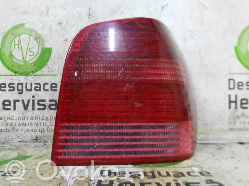 Volkswagen Polo III 6N 6N2 6NF Lampă spate în caroserie 