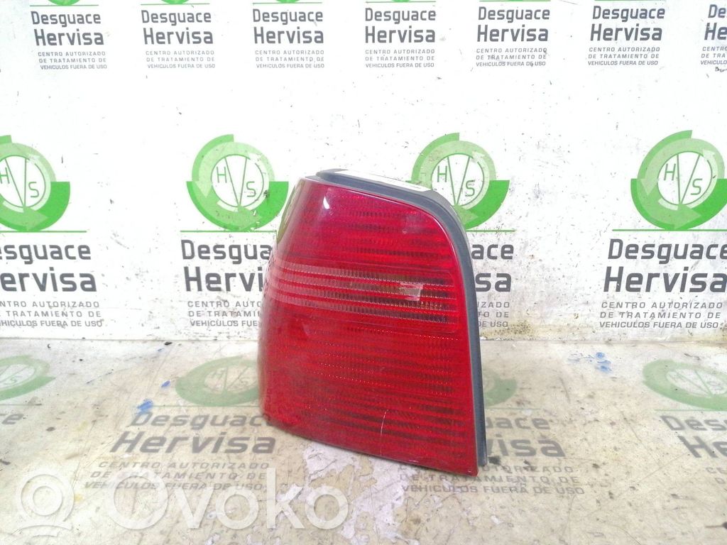 Volkswagen Polo III 6N 6N2 6NF Lampă spate în caroserie 