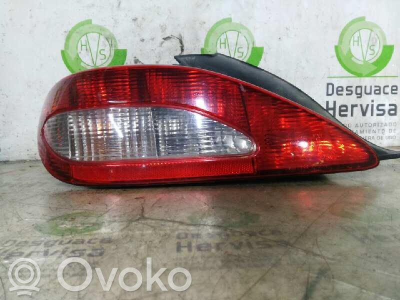 Peugeot 406 Luz trasera/de freno 