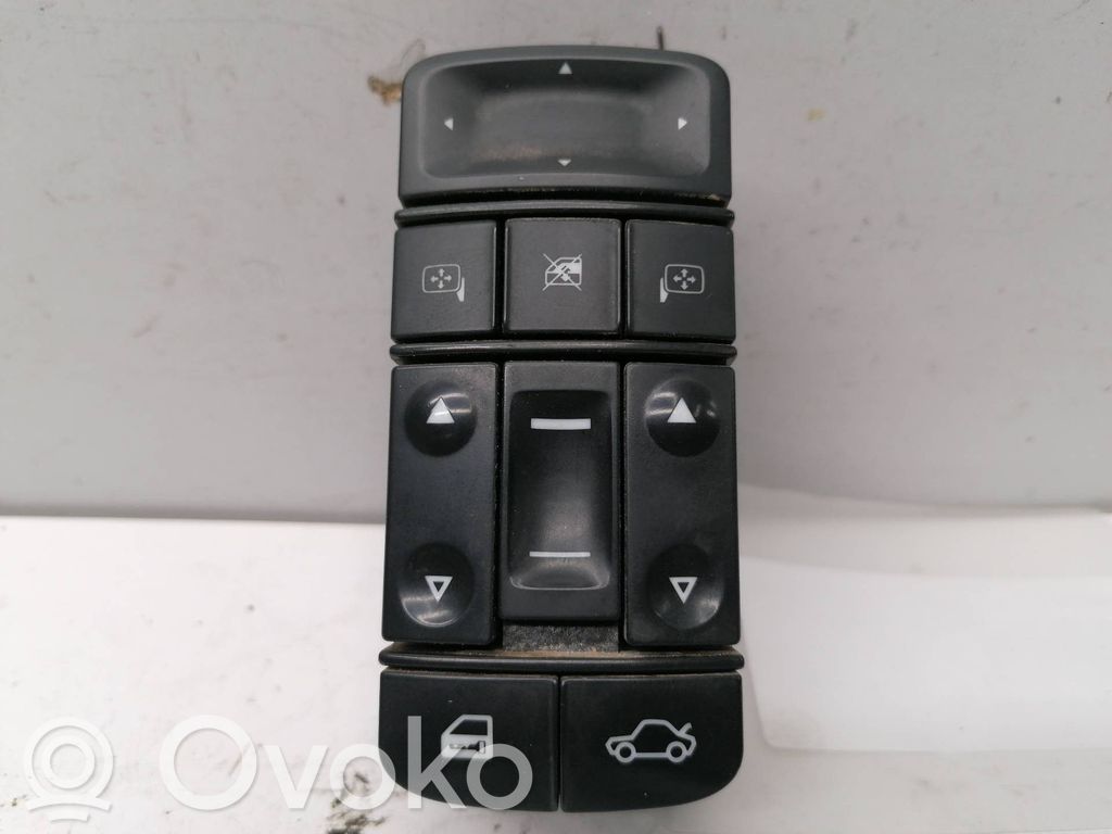 Comutator comandă geamuri electrice   687833988