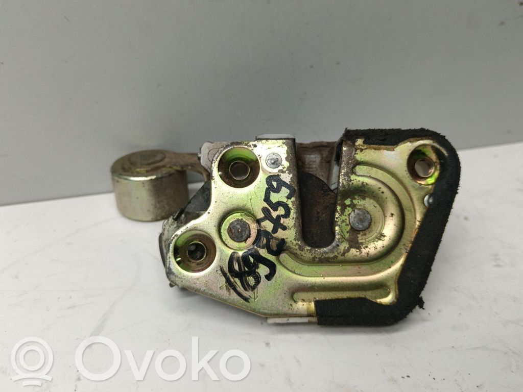 Etuoven lukko