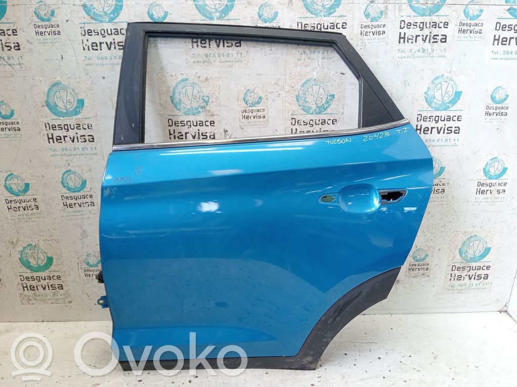 Puerta trasera   77003D3000