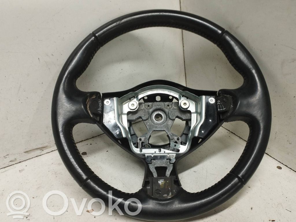 Nissan Juke I F15 Ohjauspyörä 