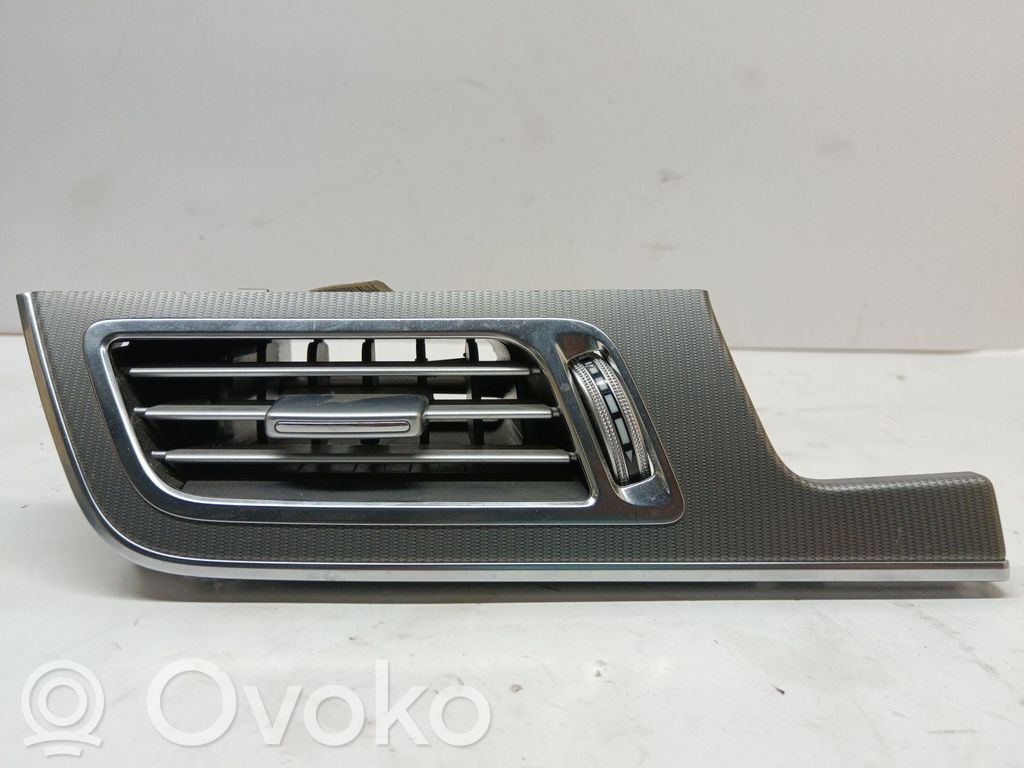 Mercedes-Benz E A207 Condotto d'aria intercooler