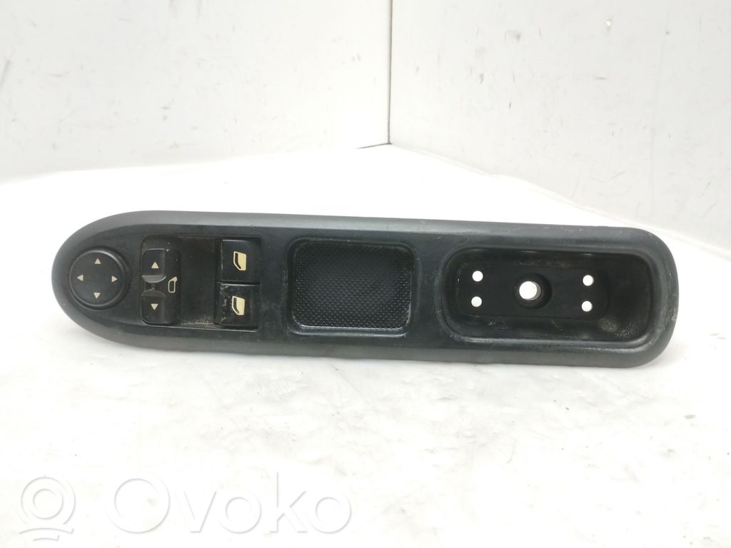 Peugeot 407 Comutator comandă geamuri electrice 