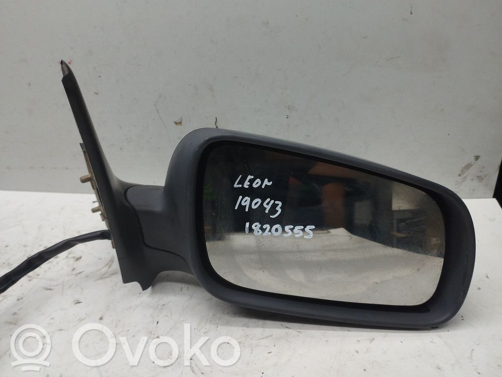 Seat Leon (1M) Etuoven sähköinen sivupeili 