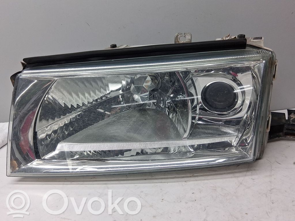 Skoda Octavia Mk1 (1U) Far 