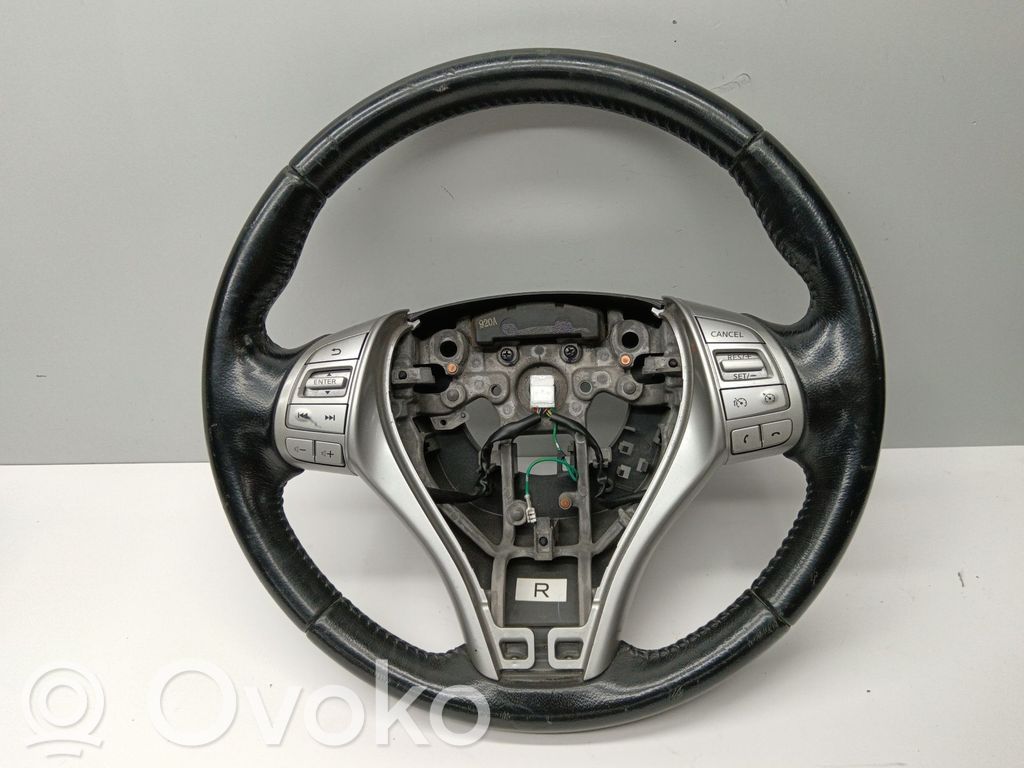 Nissan X-Trail T32 Volan 