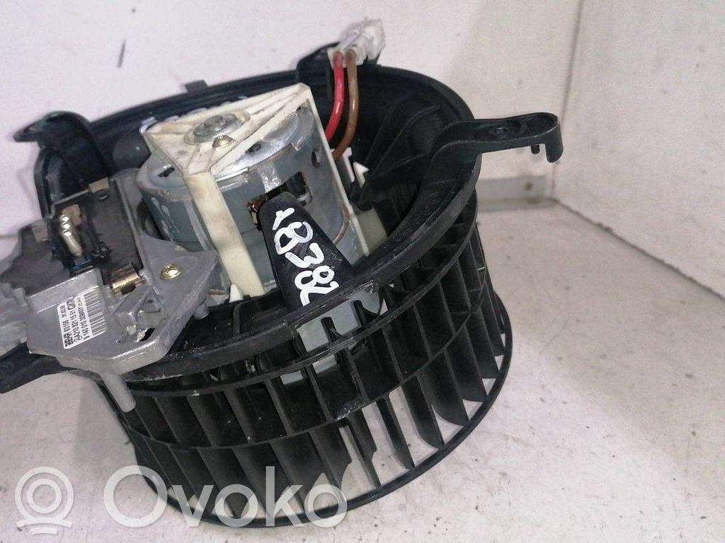 Mercedes-Benz E W210 Ventola riscaldamento/ventilatore abitacolo 