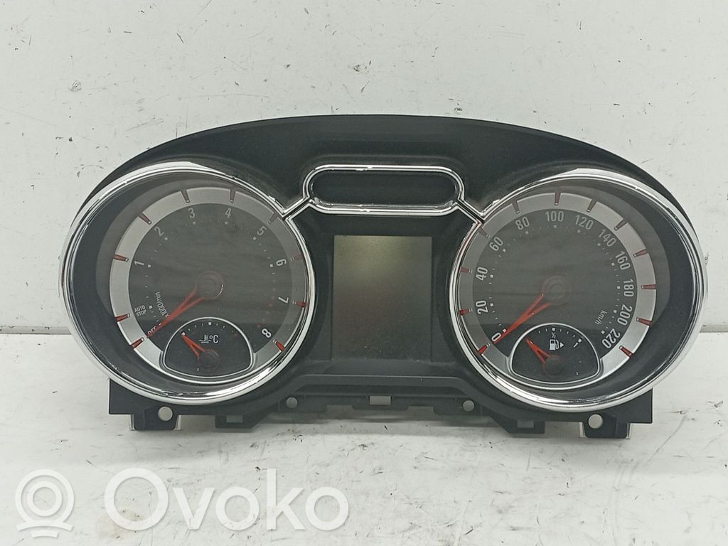 Opel Adam Vitezometru (grup de instrumente)