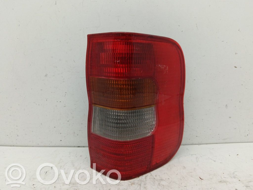 Opel Combo B Lampă spate în caroserie 